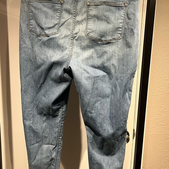 Time and Tru Blue Boyfriend Jeans Distressed Style - Picture 6 of 7